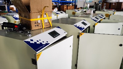 焊接煙塵凈化設(shè)備,執(zhí)信環(huán)保焊接車(chē)間煙塵凈化設(shè)備制造廠家。